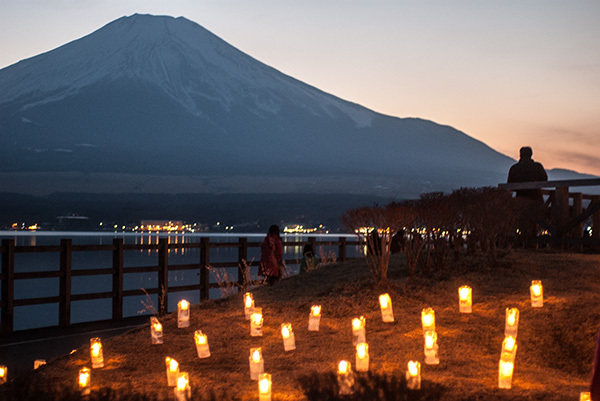 富士山とアイスキャンドル